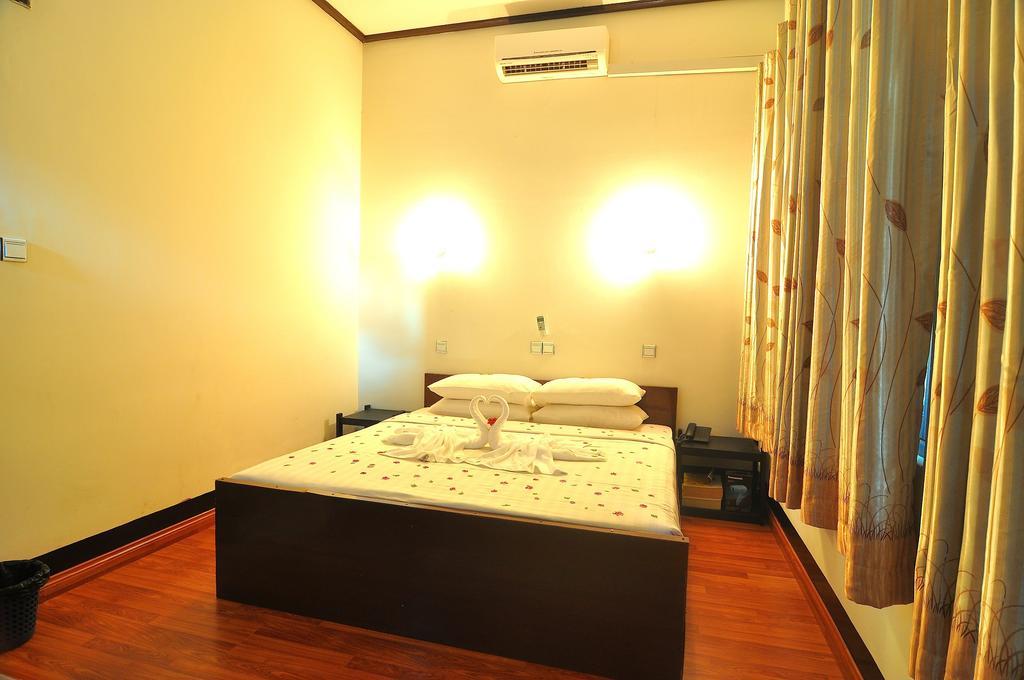 Yun Myo Thu Hotel Bagan Room photo